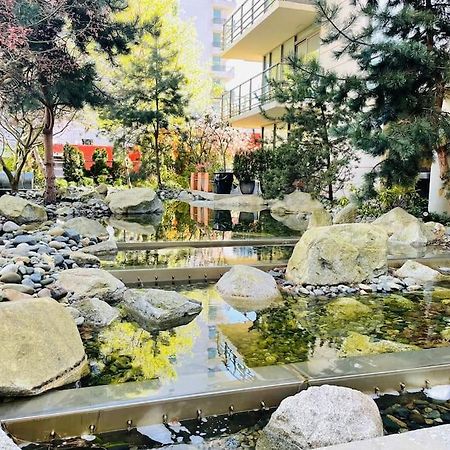 Waterfalls Hotel Victoria Bagian luar foto