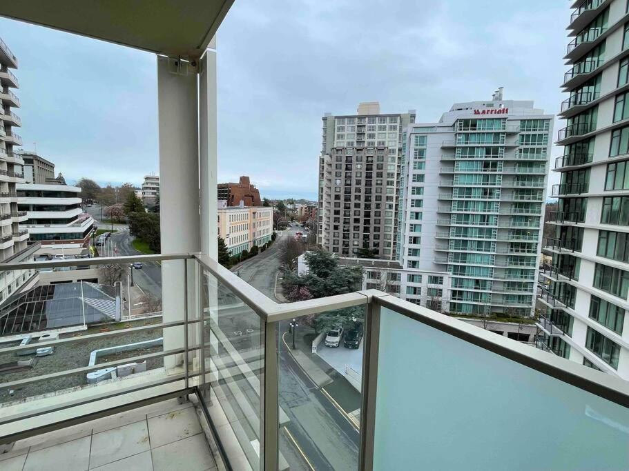 Waterfalls Hotel Victoria Bagian luar foto